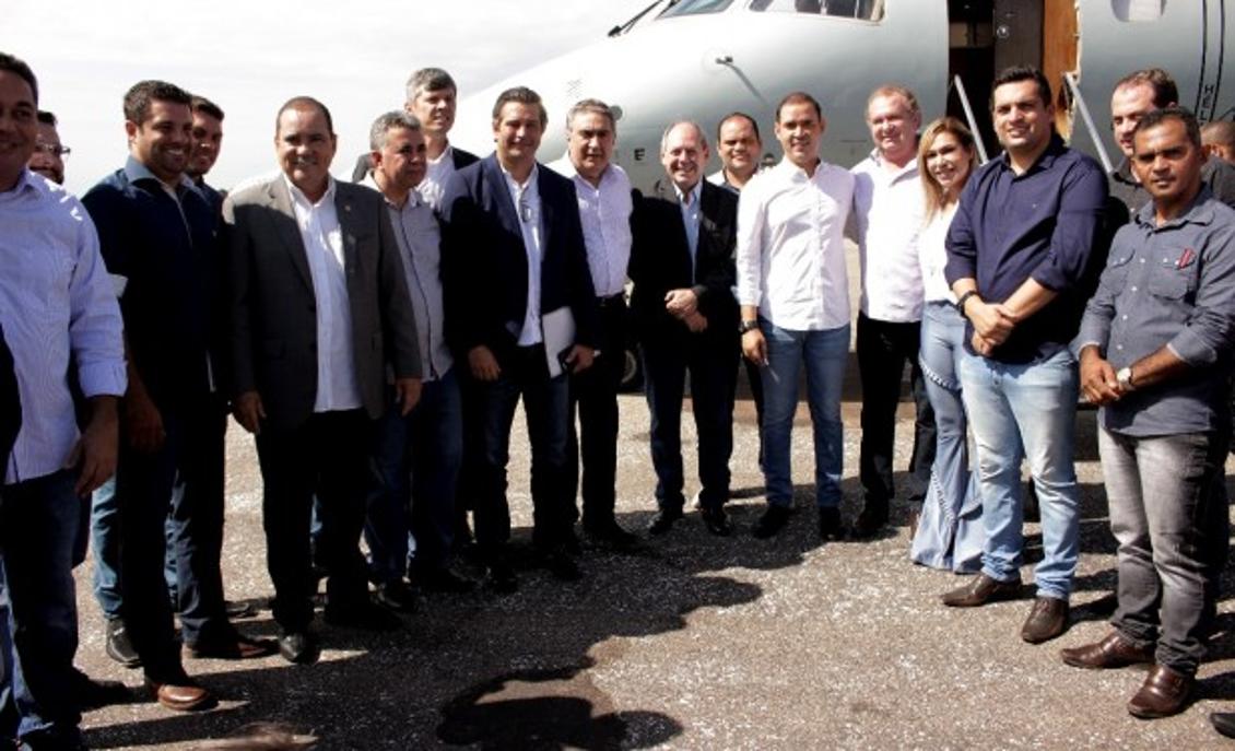 Luana acompanha visita do Ministro dos Transportes em Formoso do Araguaia