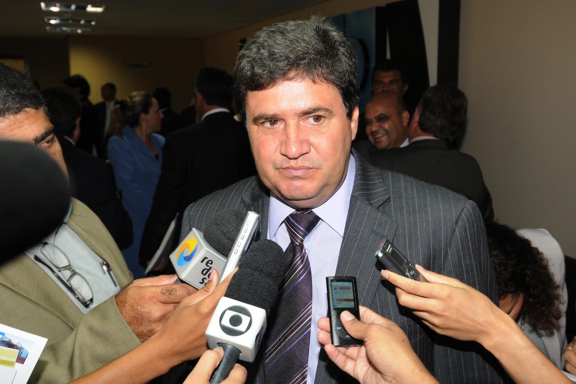 Júnior Coimbra falou à imprensa sobre reuniões
