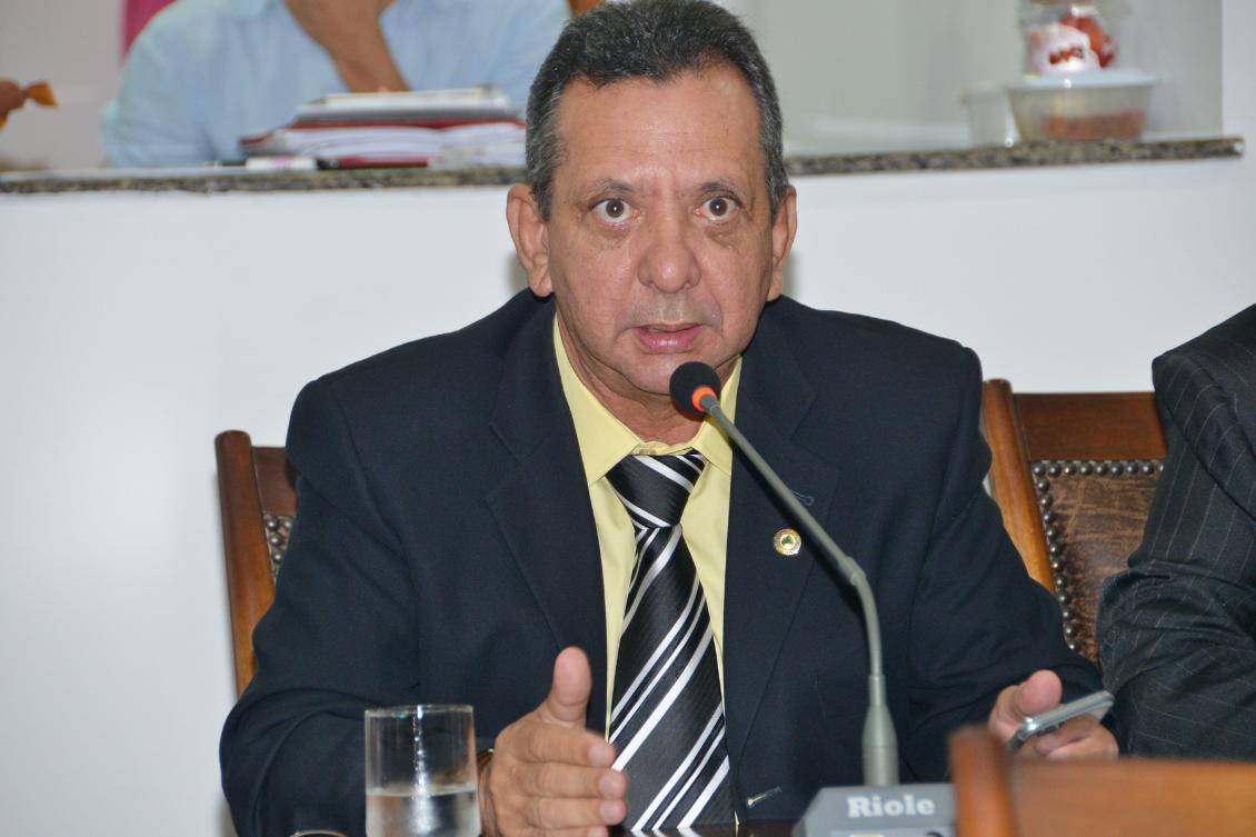 Toinho Andrade solicita urgência em recuperação de estradas na Região de Itacajá