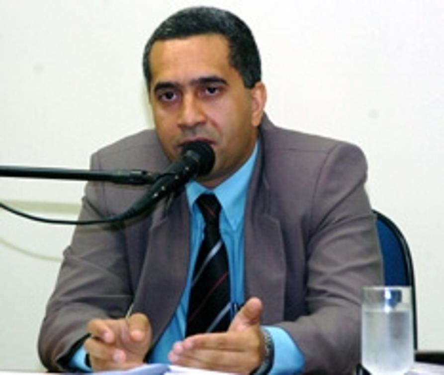 Delegado Carlos Macedo