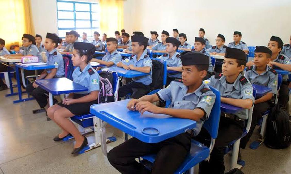 A meta do governo é implantar 33 escolas militares no Tocantins.