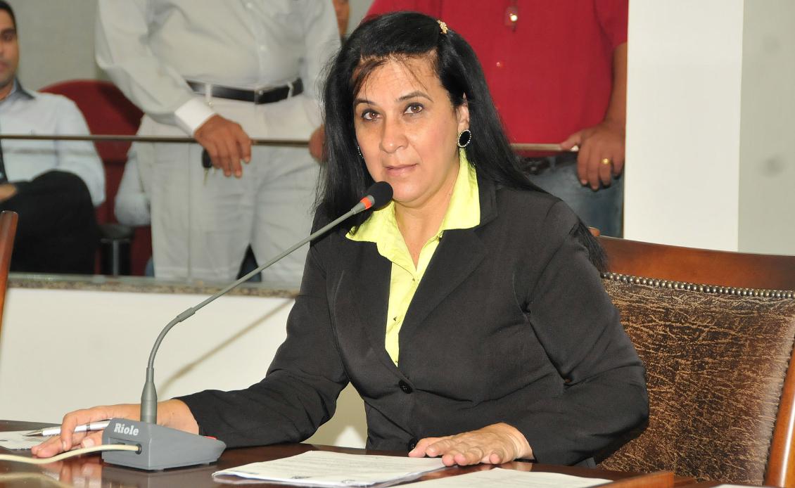 Deputada Amália Santana (PT)