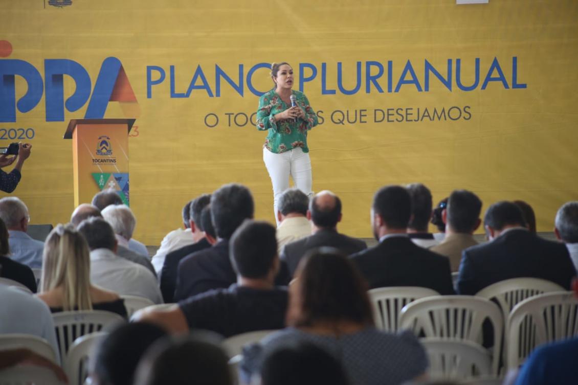 Luana Ribeiro participa da consulta do PPA em Palmas e pede aumento de efetivo da PM
