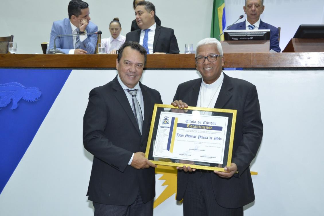 A honraria foi aprovada pela Assembleia Legislativa e sancionada pelo governador Wanderlei Barbosa