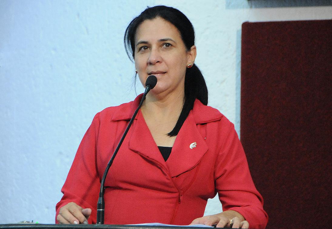 Deputada Amália Santana (PT)