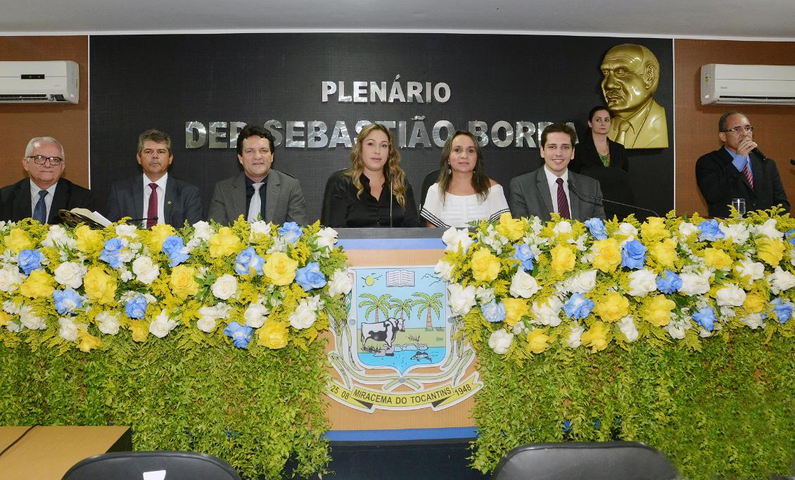 Presidente interina da AL comanda Sessão Solene em Miracema