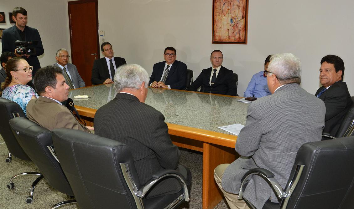 Damaso recebe visita de Conselheiros do Tribunal de Contas do Tocantins