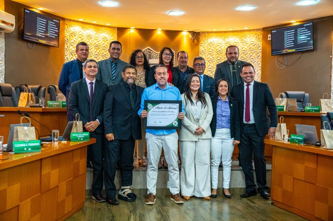 Homenagem é um reconhecimento aos serviços prestados ao município e Estado 