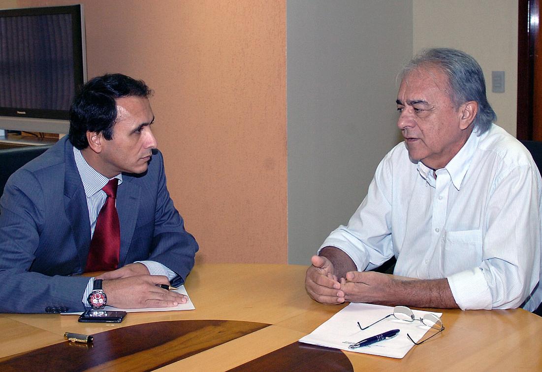 Carlos Gaguim e Moisés Avelino se reúnem