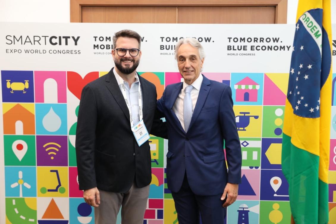 Mantoan com o presidente do Smart City Expo World Congress, Ramon Roca