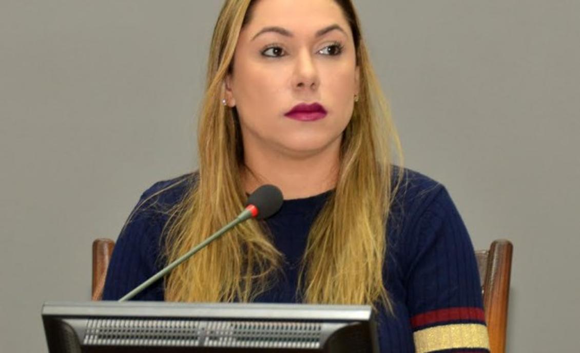 Deputada Luana Ribeiro cobra elucidação de crimes de violência contra a mulher
