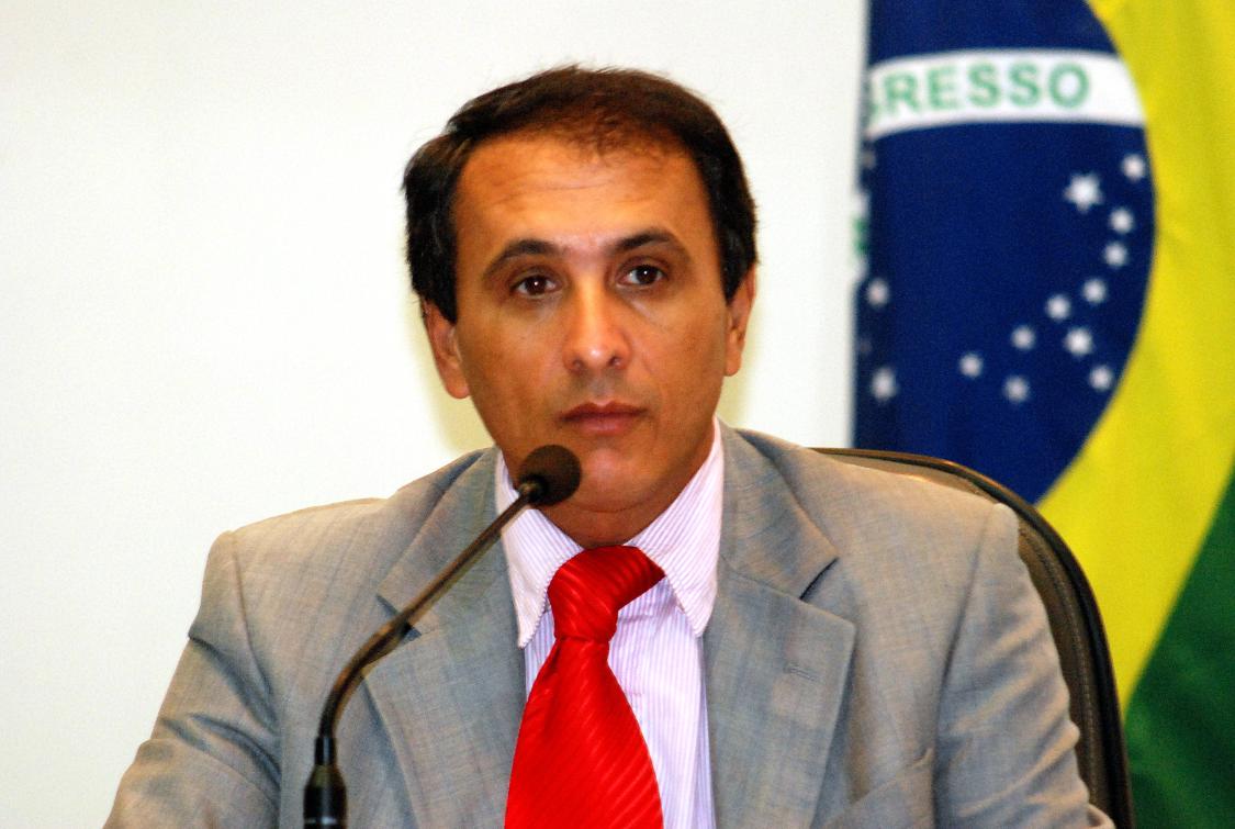 Pres. da Assembléia, Carlos Gaguim (PMDB)