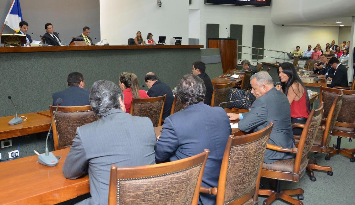 Deputados rejeitam contas de Marcelo e aprovam as de Carlos Gaguim