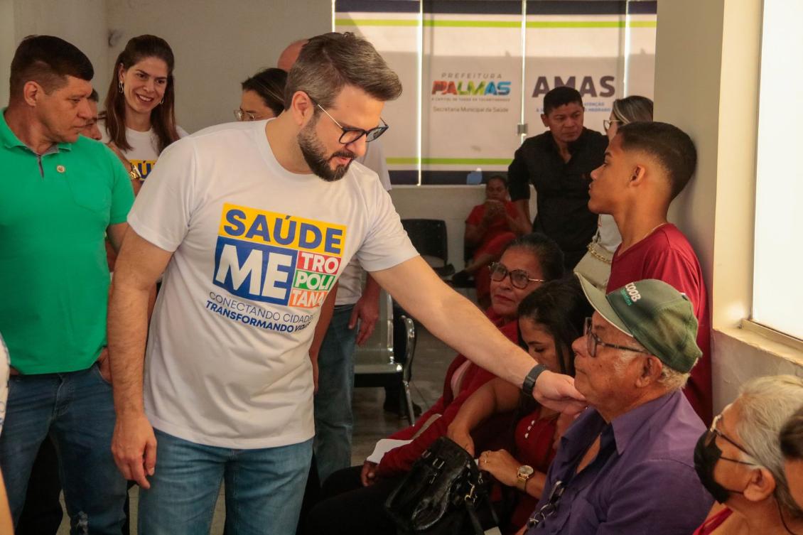 Deputado Mantoan durante mutirão de atendimento do Saúde Metropolitana