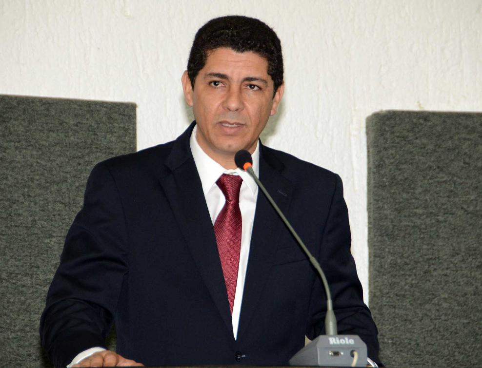 Deputado Valdemar Júnior quer ampliar validade das MPs