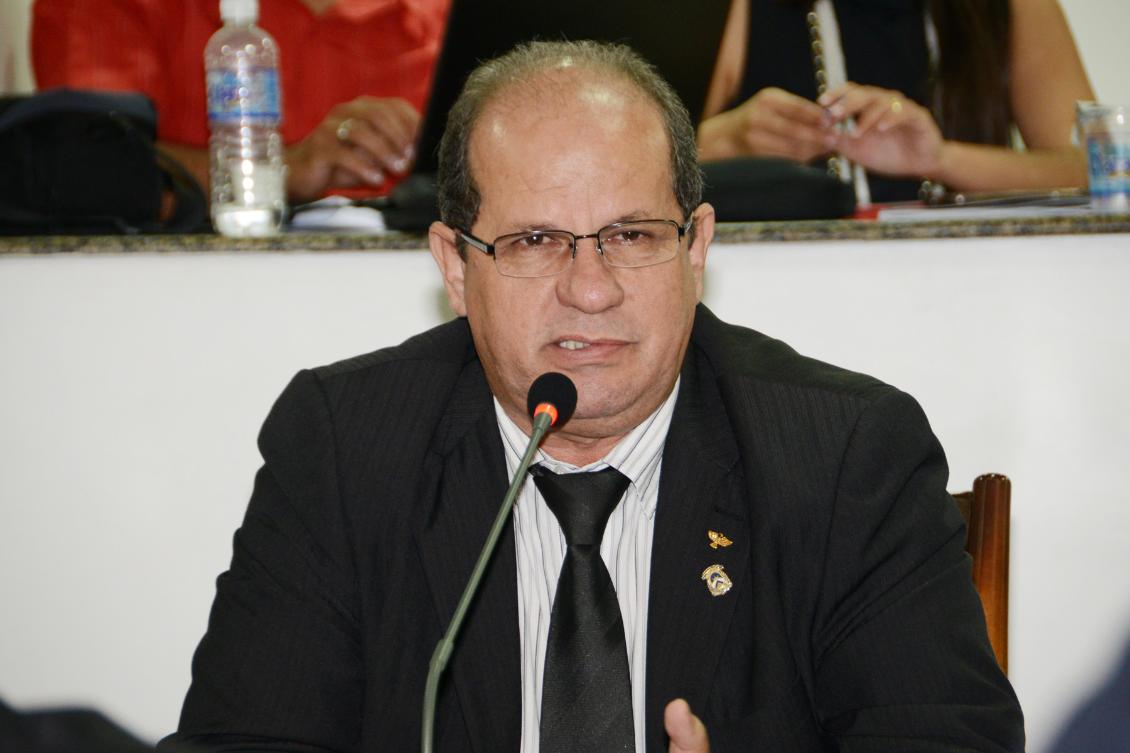 Deputado Carlão solicita ampliação do sistema de água tratada para Palmas  