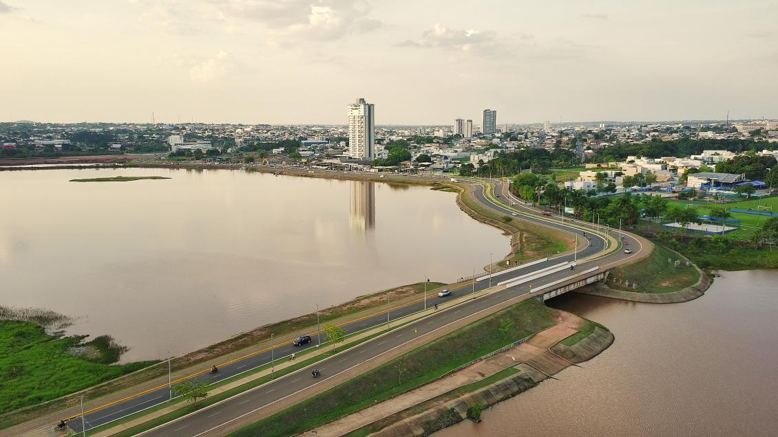 O parlamentar destacou a cidade como importante polo econômico do estado.