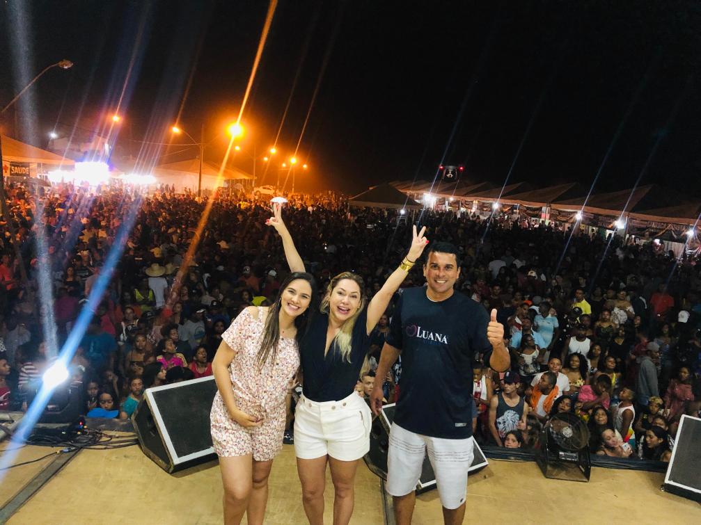 Luana Ribeiro visita praias em Paranã e Rio Sono; temporada atrai milhares de turistas
