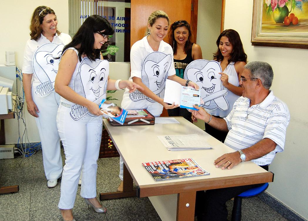 Equipe de odontologia da Casa